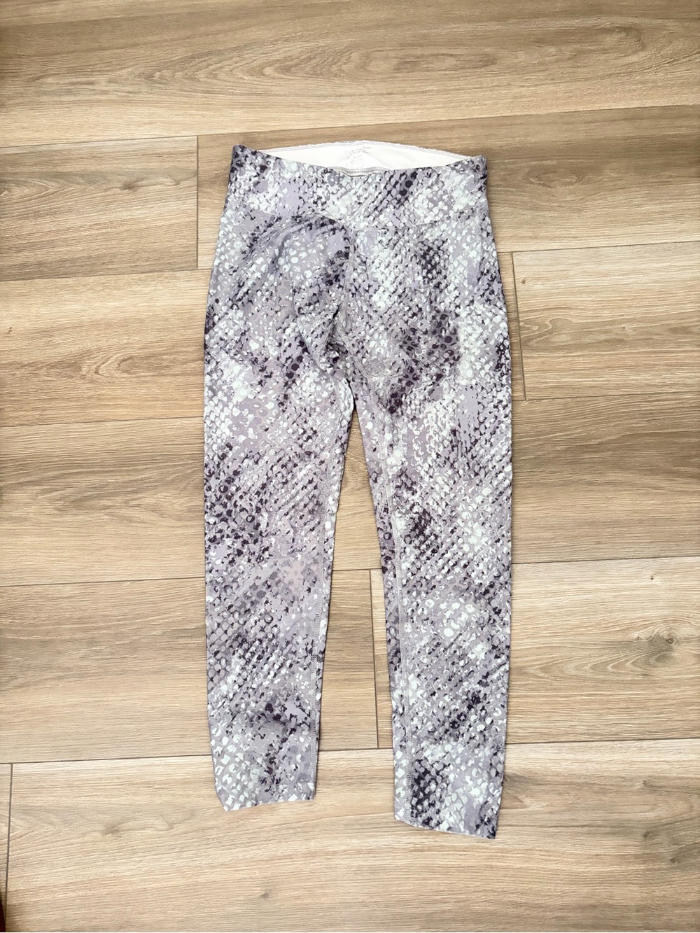 Calvin Klein Gray Snake Print Leggings
